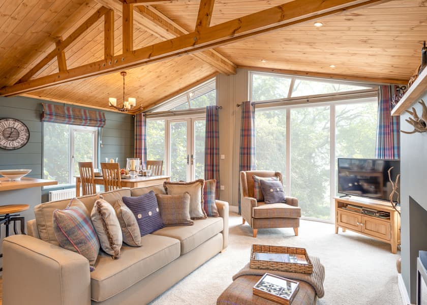 Heron Lodge - Thirlestane Woodland Lodges, Lauder