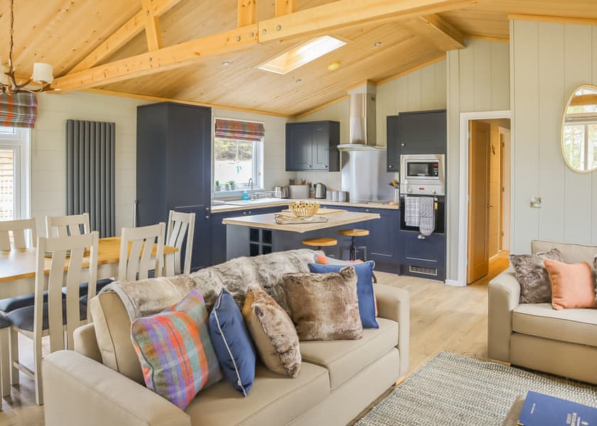 Beech Lodge - Thirlestane Woodland Lodges, Lauder