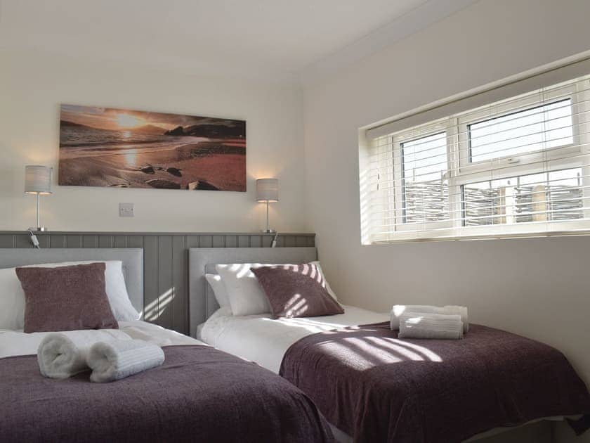 Twin bedroom | Woodpeckers, Cowbeech, near Hailsham