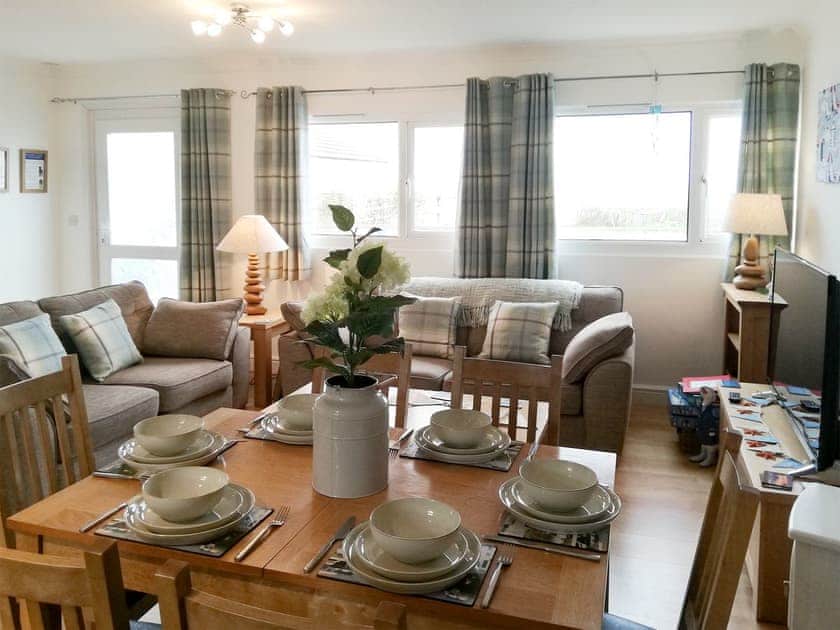 Comfortable open plan living space | Trevone - Treginegar Cottages, St Merryn, near Padstow
