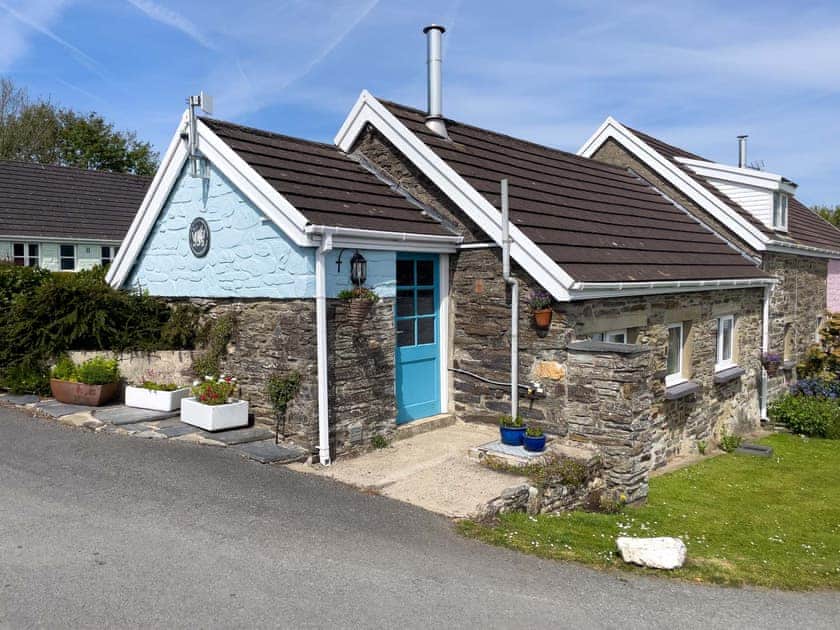 Exterior | Canllefaes Cottages, Penparc