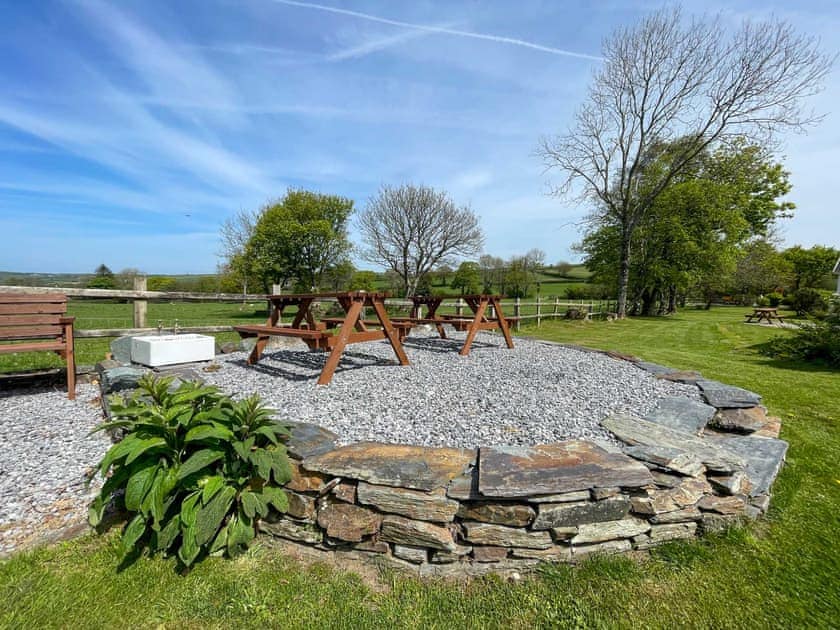 Garden and grounds | Canllefaes Cottages, Penparc