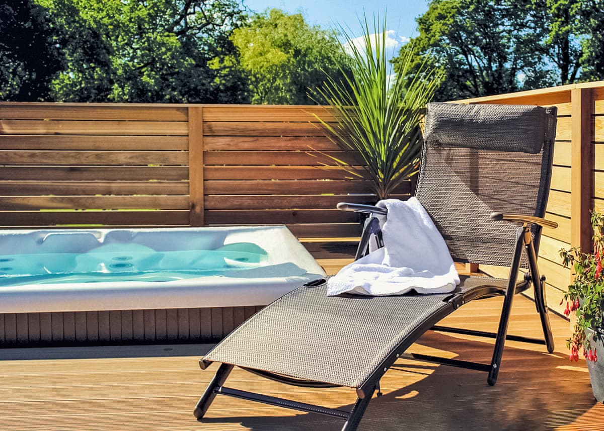 Upton Lakes Lodges - Holiday lodge in South West England - Image 1