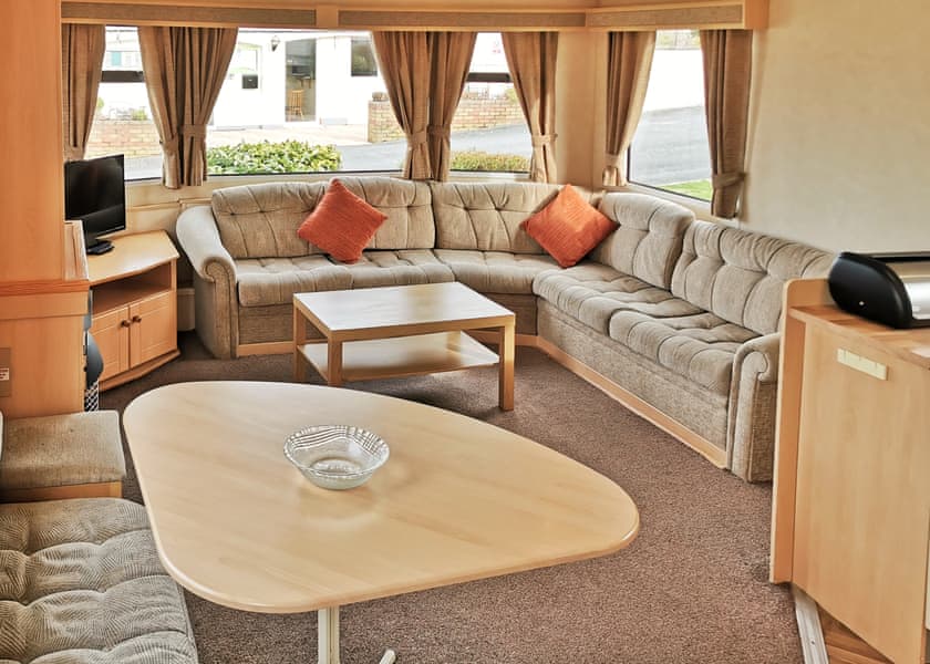Silver Plus 3 - The Village Holiday Park, Cross Inn, Nr New Quay