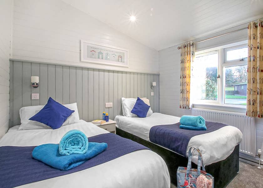Select Lodge Plus 2 - Oakdene Forest, St Leonards, Ringwood
