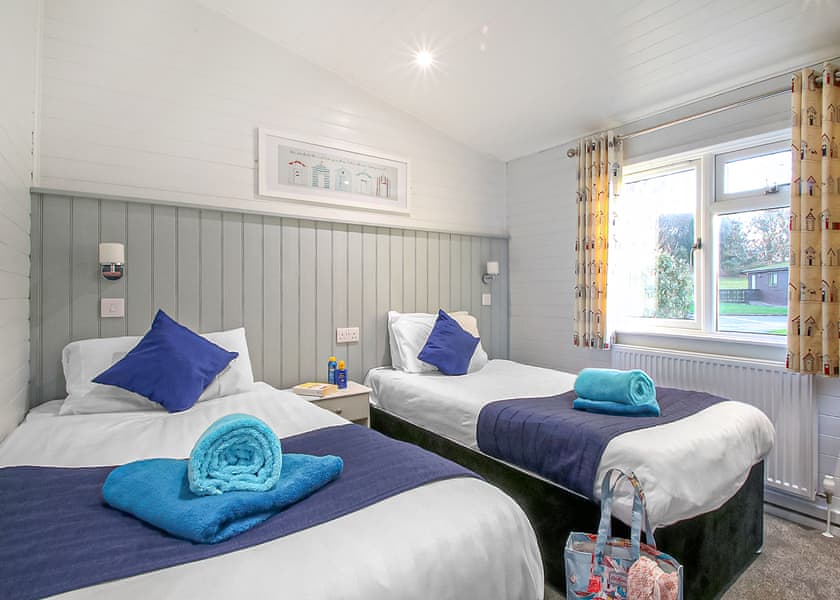 Select Lodge Plus 2 (Pet) - Oakdene Forest, St Leonards, Ringwood
