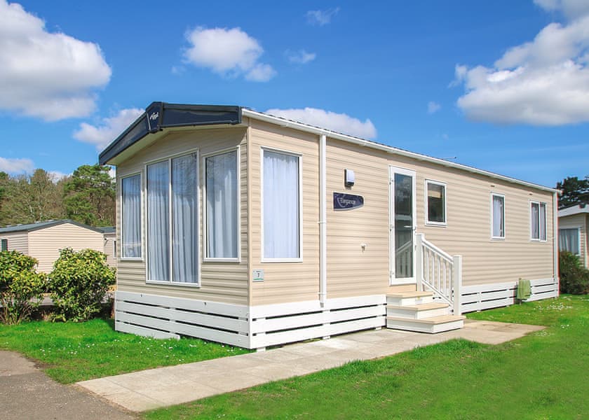 Sensation 2 (Pet) - Oakdene Forest, St Leonards, Ringwood