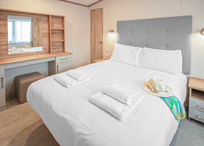 Sublime Caravan 2 (Pet) - Oakdene Forest, St Leonards, Ringwood