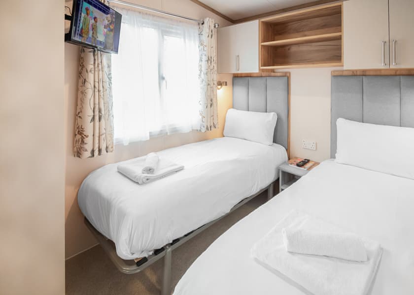 Sublime Caravan 2 (Pet) - Oakdene Forest, St Leonards, Ringwood
