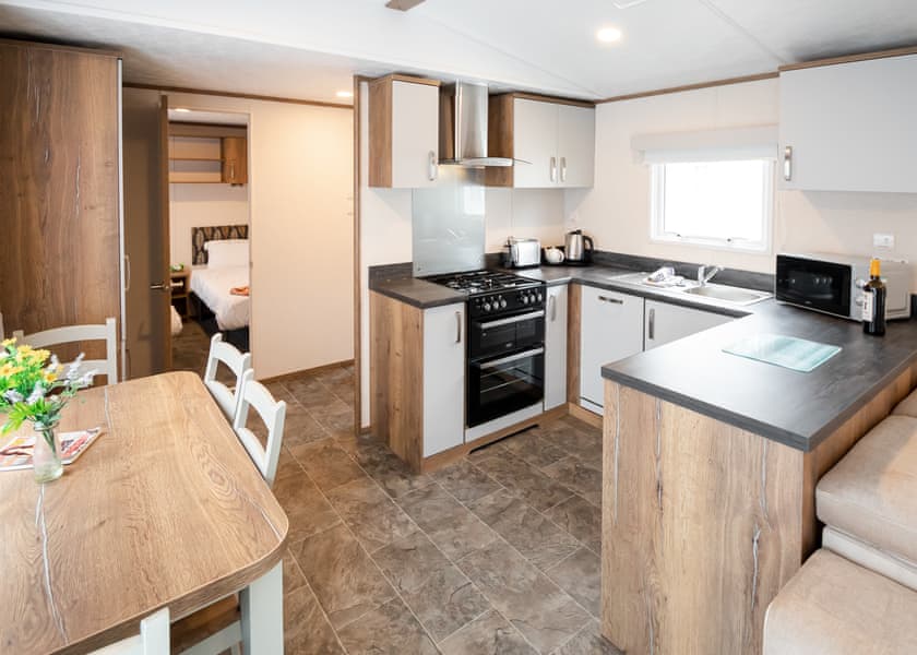 Supreme 2 - Oakdene Forest, St Leonards, Ringwood