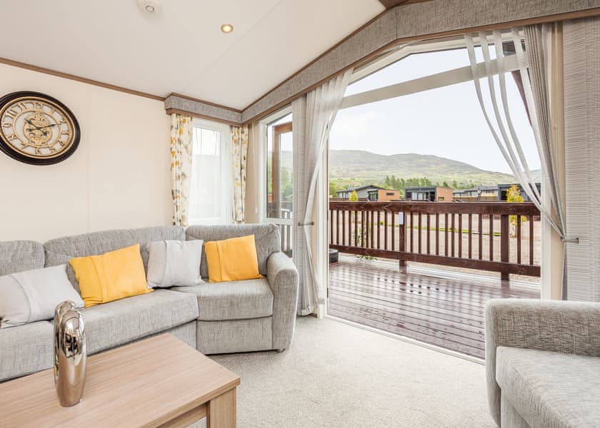 Highlander Holiday Home VIP - Loch Ness Highland Resort, Fort Augustus