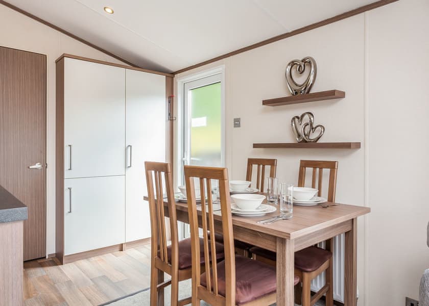Highlander Holiday Home VIP - Loch Ness Highland Resort, Fort Augustus