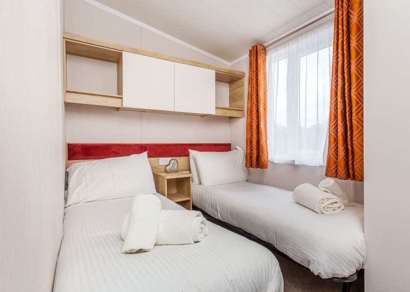 Colorado - Loch Ness Highland Resort, Fort Augustus