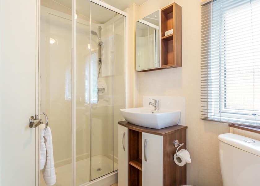 The Ness - Loch Ness Highland Resort, Fort Augustus