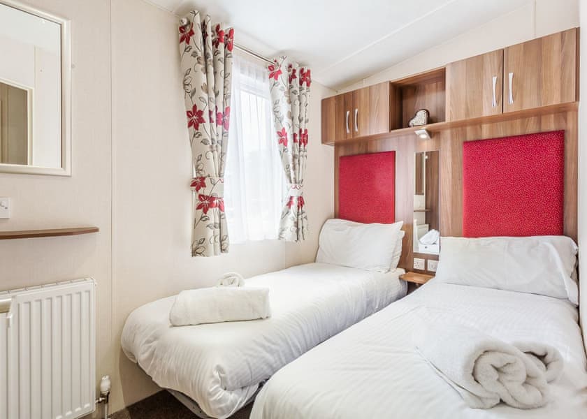 The Ness - Loch Ness Highland Resort, Fort Augustus