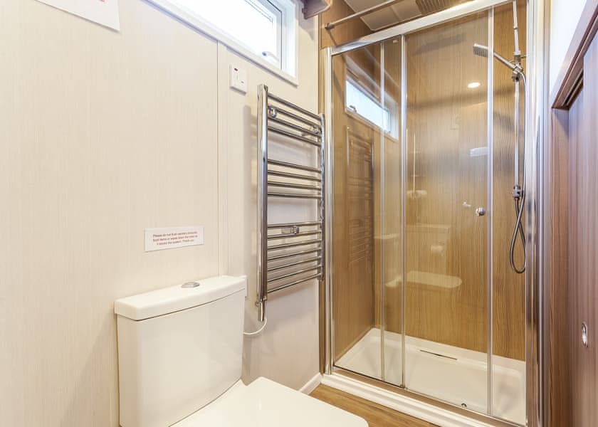 Family Glamping Pod - Loch Ness Highland Resort, Fort Augustus