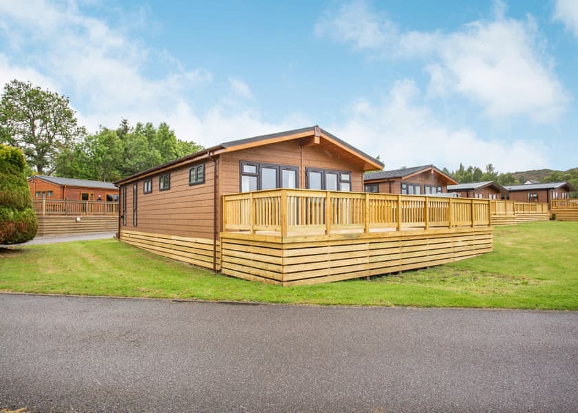 Caledonia Lodge VIP - Loch Ness Lodge Retreat, Fort Augustus