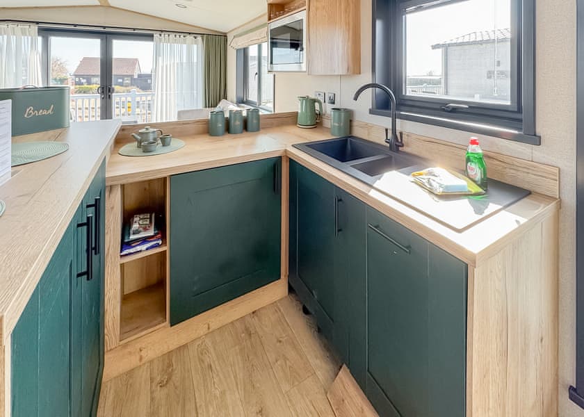 Elite Holiday Home - Waldegraves Holiday Park, Colchester