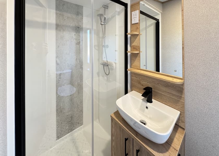 Elite Holiday Home - Waldegraves Holiday Park, Colchester