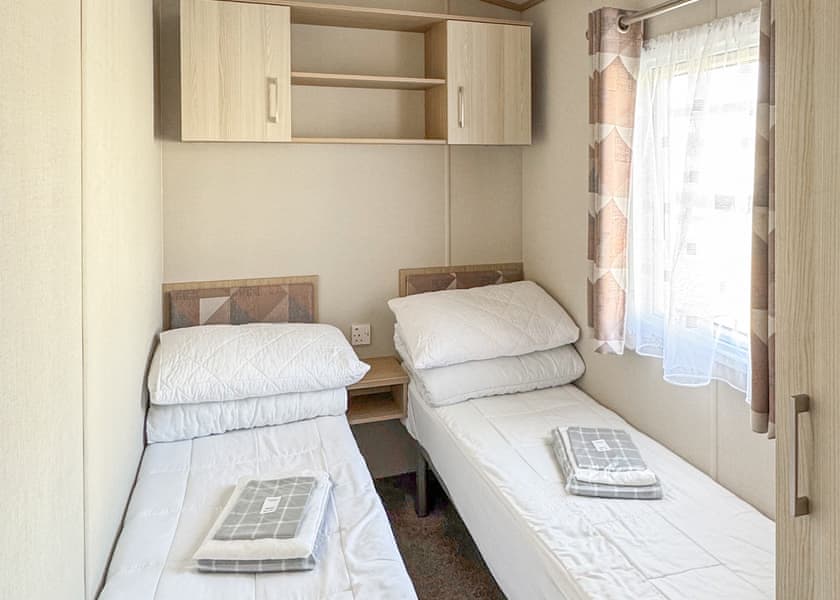 Gold Caravan (Pet) - Waldegraves Holiday Park, Colchester