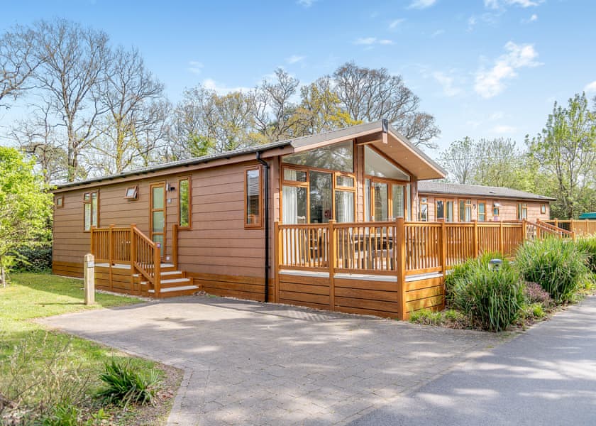 Wareham Forest Lodge Retreat, Holton Heath