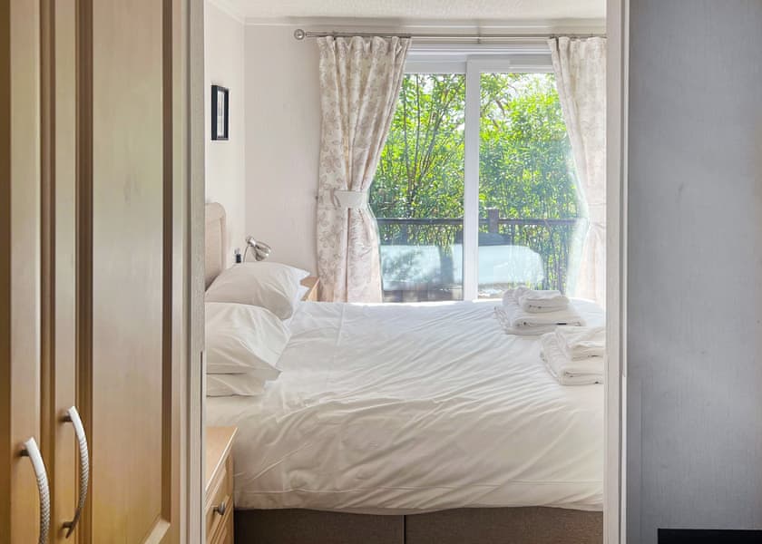 Typical Escape Spa 7 | Escape Spa 7 - Waveney River Centre, Burgh St Peter, Beccles