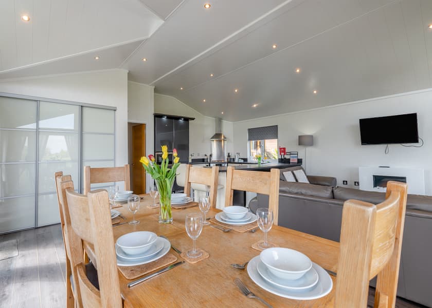 Escape Spa 10 - Waveney River Centre, Burgh St Peter, Beccles