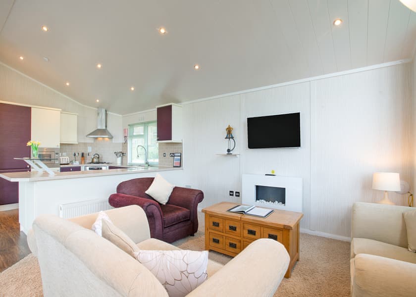 Escape Spa 1 - Waveney River Centre, Burgh St Peter, Beccles