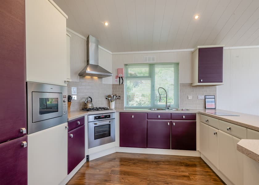 Escape Spa 1 - Waveney River Centre, Burgh St Peter, Beccles