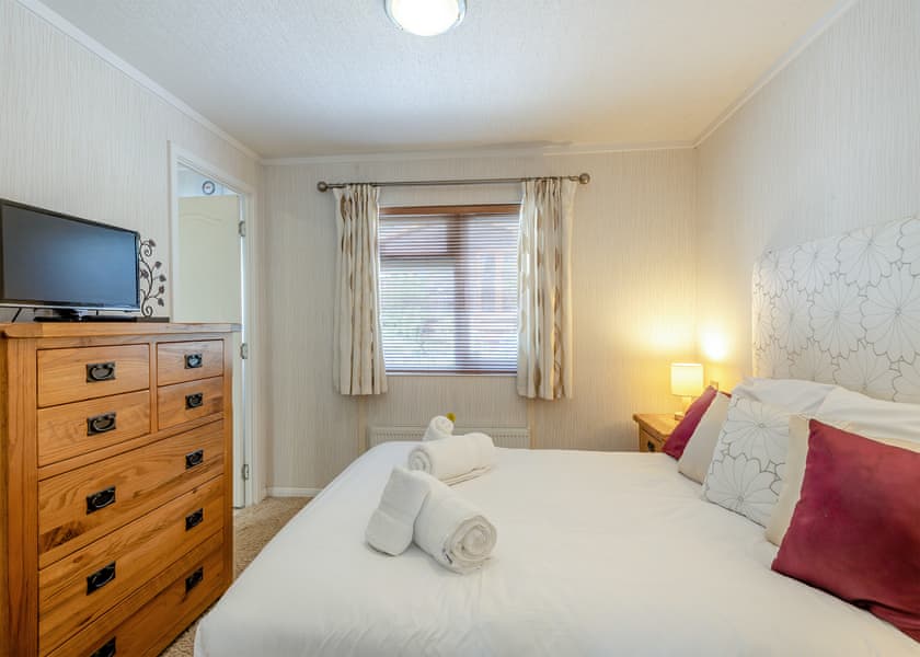 Escape Spa 1 - Waveney River Centre, Burgh St Peter, Beccles