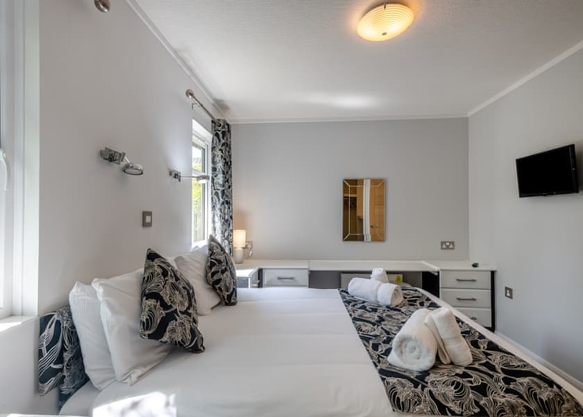 Escape Spa 1 - Waveney River Centre, Burgh St Peter, Beccles