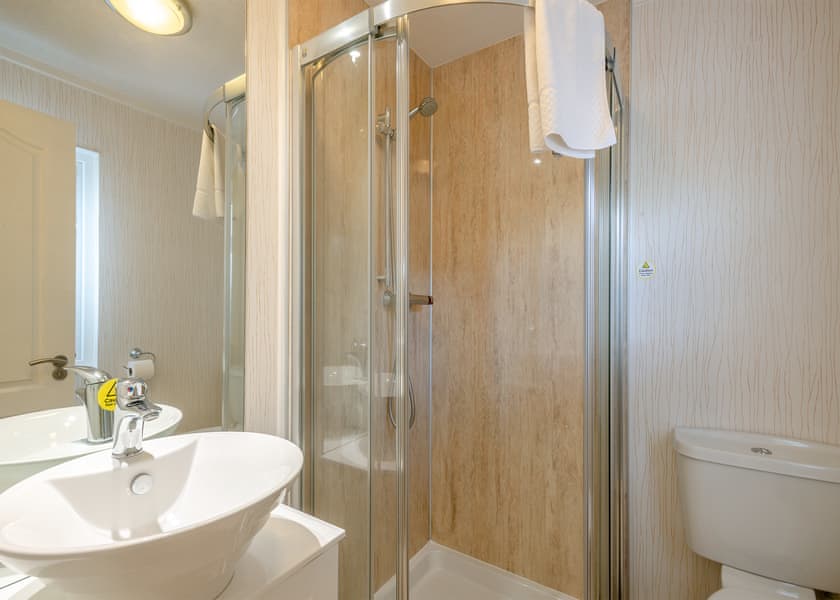 Escape Spa 1 - Waveney River Centre, Burgh St Peter, Beccles