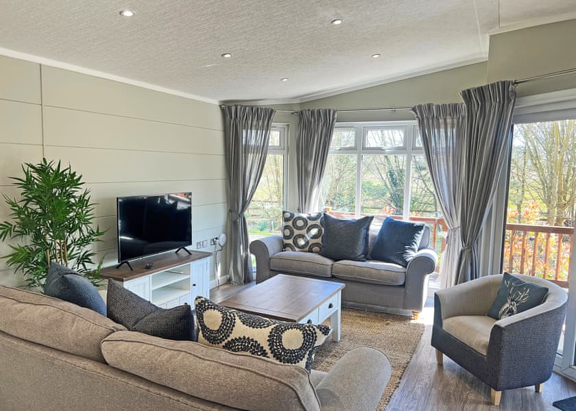 Retreat 6 - Waveney River Centre, Burgh St Peter, Beccles