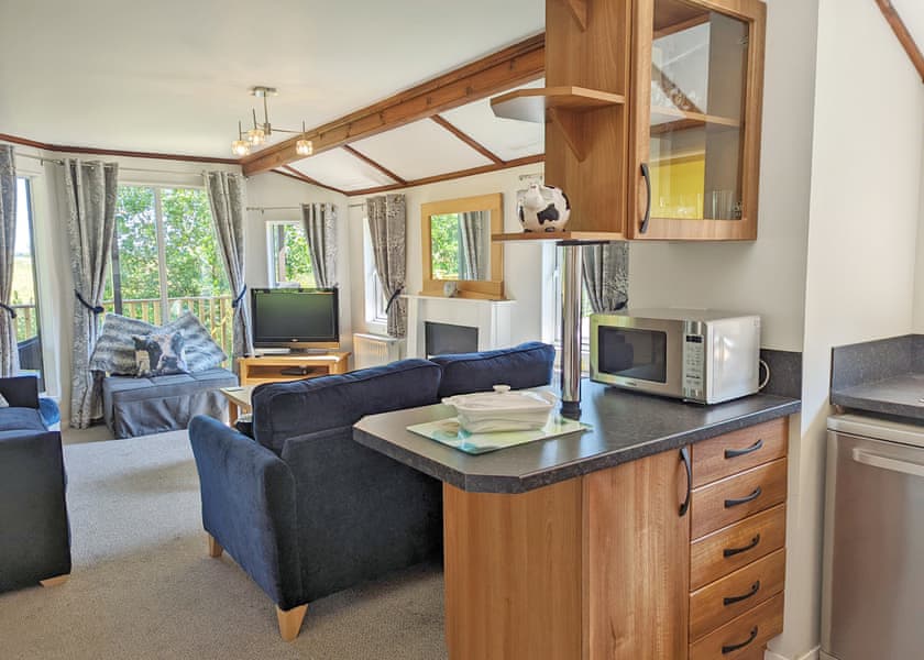 Retreat 5 - Waveney River Centre, Burgh St Peter, Beccles