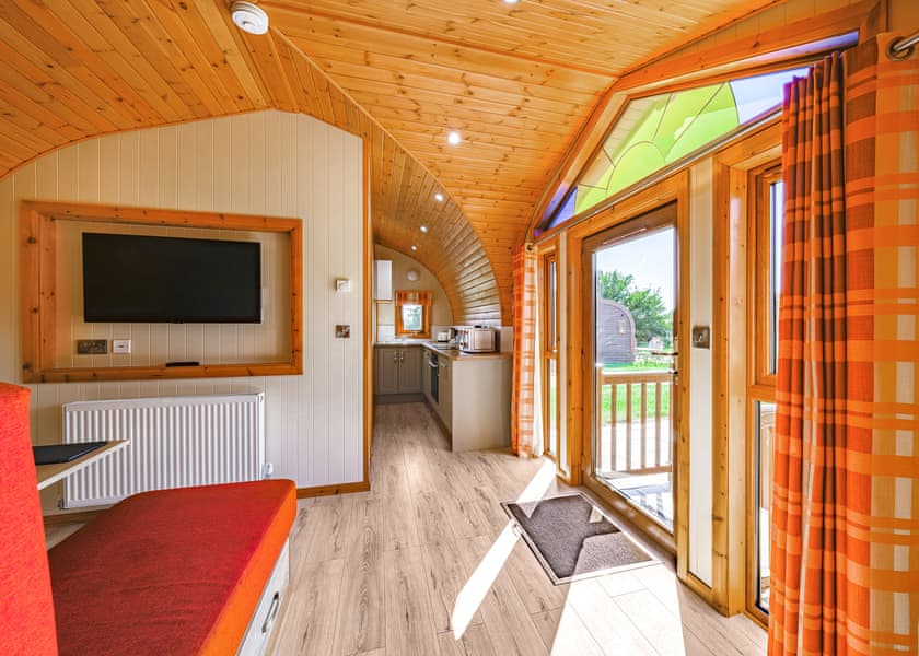 Squirrel Premier - Wild Acre Village at Sundown Adventureland, Retford