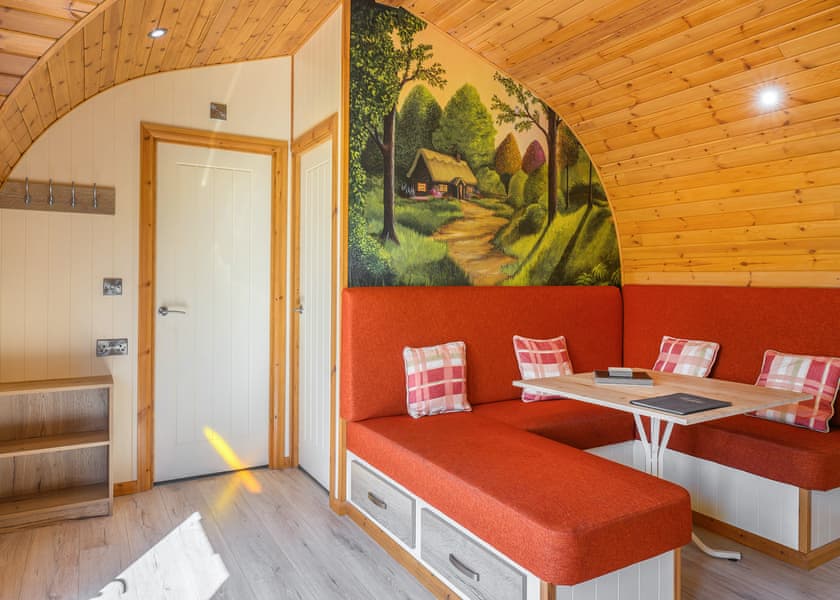 Squirrel VIP - Wild Acre Village at Sundown Adventureland, Retford