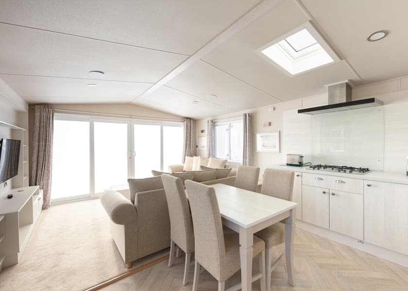 Weymouth Bay Gold 2 - Weymouth Bay Holiday Park, Preston