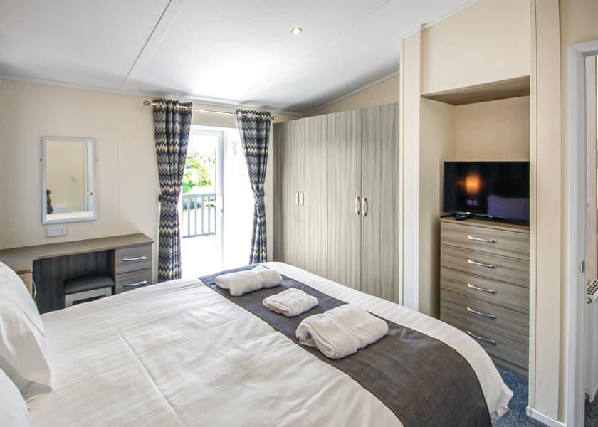 Pondview - Westlands Country Park, Annan