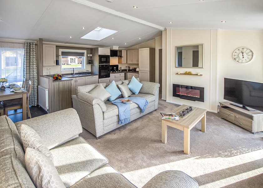 Pondview Plus - Westlands Country Park, Annan