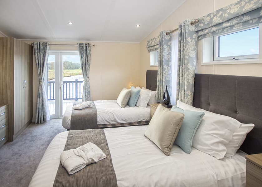 Pondview Plus - Westlands Country Park, Annan