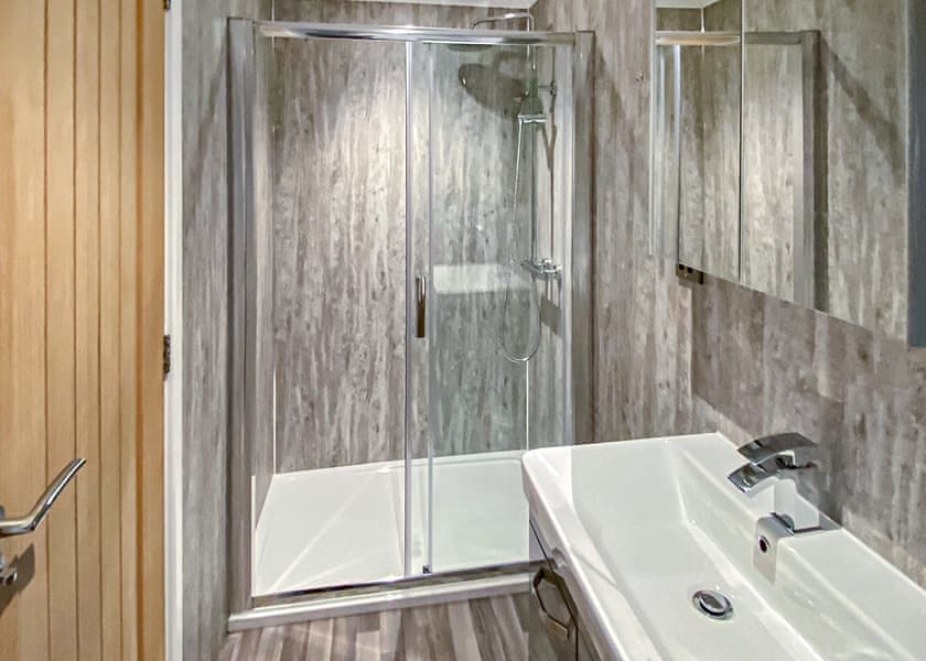 The Westlands Lodge - Westlands Country Park, Annan