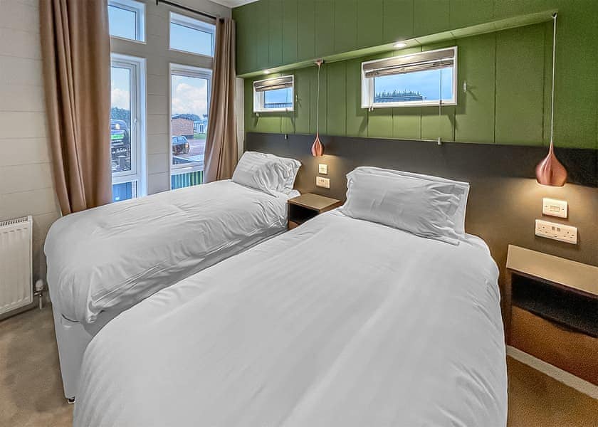 The Savannah Lodge - Westlands Country Park, Annan