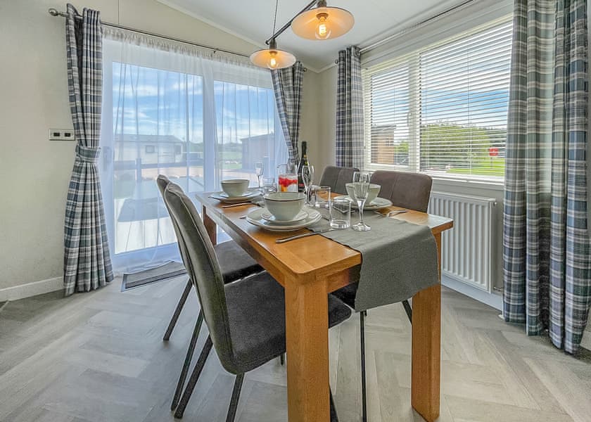 Parkview Plus - Westlands Country Park, Annan