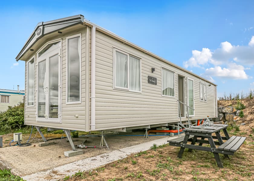 Cedar Outlook - Waters Edge Leisure Park, Cardigan