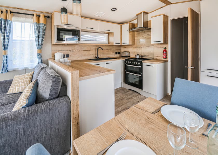 Cedar Outlook - Waters Edge Leisure Park, Cardigan