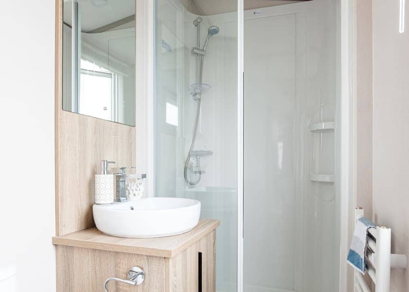 Silver 2 - Seal Bay, Selsey, Chichester