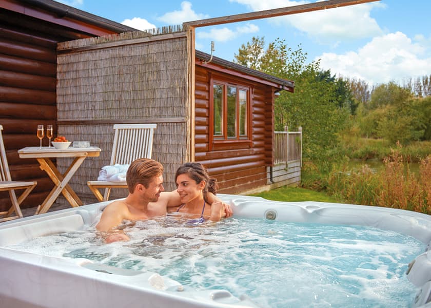 Maple Lodge - Weybread Lakes Lodges, Weybread, Diss
