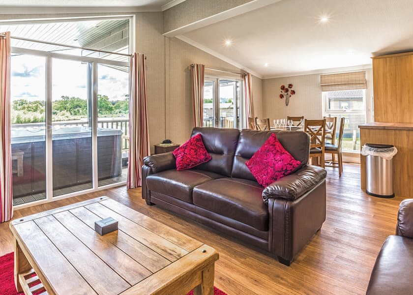 Lakeside 3 Pet Friendly - Woodhall Country Park Lodges, Woodhall Spa
