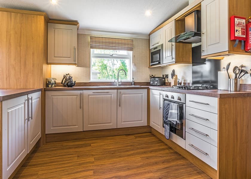 Lakeside 3 Pet Friendly - Woodhall Country Park Lodges, Woodhall Spa