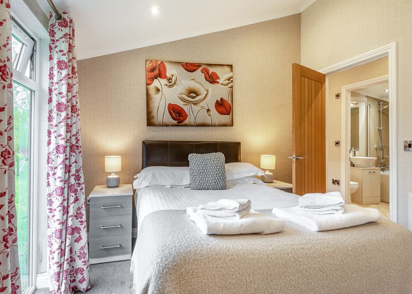 Lakeside 2 Pet Friendly - Woodhall Country Park Lodges, Woodhall Spa